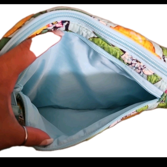 Vera Bradley Blue And Yellow Lighten Up Essentials Lemon Grove Sling Bag - Picture 6 of 11